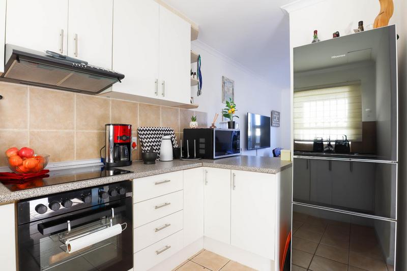 To Let 3 Bedroom Property for Rent in Parklands Western Cape
